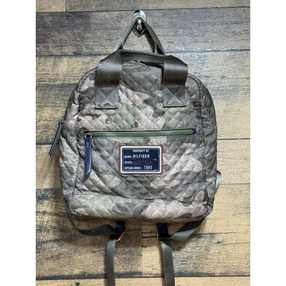 RARE - Tommy Hilfiger Alva Quilted Backpack in Army Green… Outdoor Camo Travel